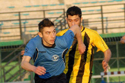 Χωρίς Σπαθάρα, Τζεβελέκη τα Γιαννιτσά