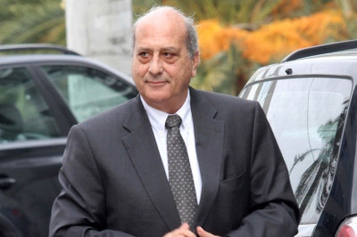 Έβαλε λεφτά κι ο Πολέμης!