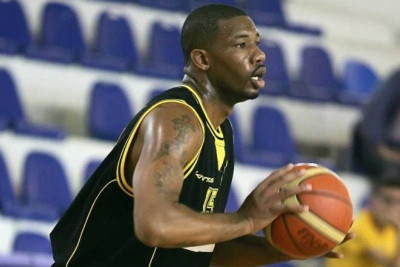 Μπάξτερ: «Συγκέντρωση και υπομονή»