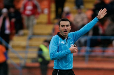 «Εραστής» της κίτρινης κάρτας ο Χάτεγκαν