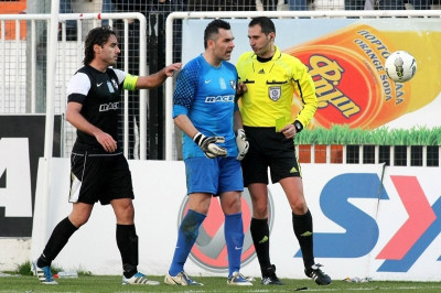 Ετοιμοπόλεμος ο Πίτσος, καλύτερα ο Βεζυρίδης