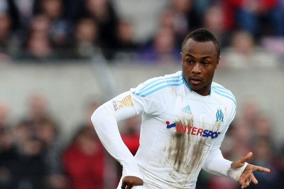 Χωρίς Αγιού με Ντιζόν