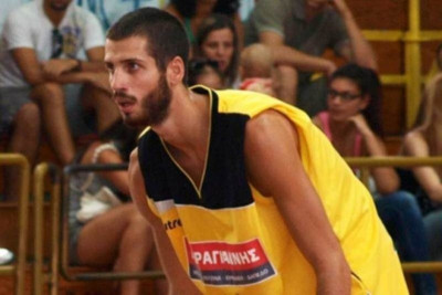 Πάνοπλοι στη Δάφνη οι Ίκαροι