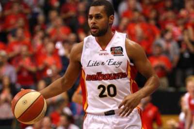 Στους Σπερς ο Πάτι Μιλς