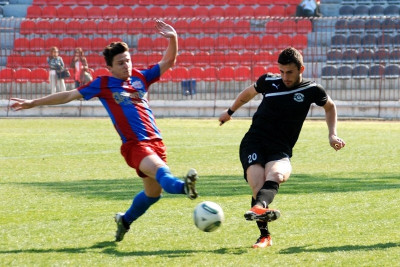 Καλαϊτζίδης: «Στάζουν δηλητήριο οι 8 στους 10»!