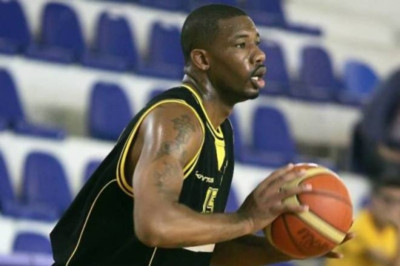 Βαρύ κλίμα για Μπάξτερ