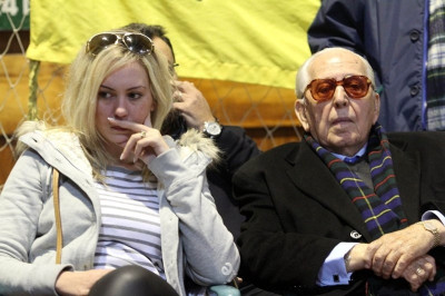 Υποψήφιος ο Μακρόπουλος