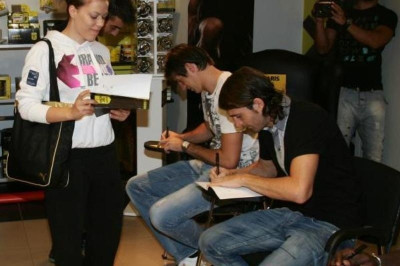 Κοντά στον κόσμο οι παίκτες του Άρη