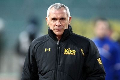 Συμφωνία με Κούπερ, Οριόλ και Τσεσνάουσκις