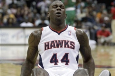 Πάλι με... δέκα παίκτες οι Χοκς