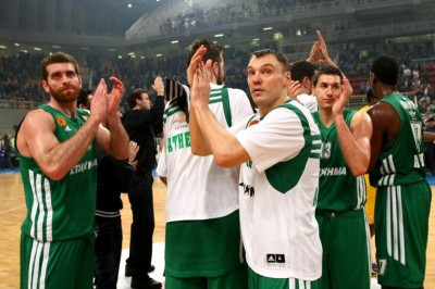 «Βάσεις» για την Πόλη με το μυαλό στη... Σιένα