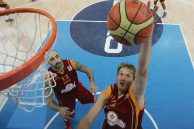 Κρεμάει τη φανέλα ο Γκετσέφσκι