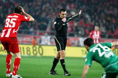 Φουλ... αντεπίθεση ο Καλόπουλος