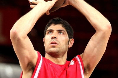 Μέσα ο Βασιλόπουλος, έξω ο Ντόρσεϊ