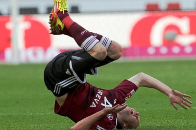 Ο Χλούσεκ προκαλεί... πονοκεφάλους στη Νυρεμβέργη