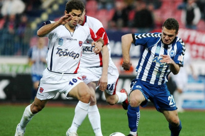 Ο Μενδρινός τις έχει... 100