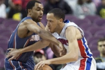 Στην παράταση οι Πίστονς