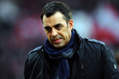 Απολύθηκε ο Ντουτ