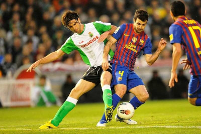 Κανονικά με Μίλαν ο Φάμπρεγκας