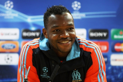 Ένας μέσα, ένας έξω για Μαρσέιγ