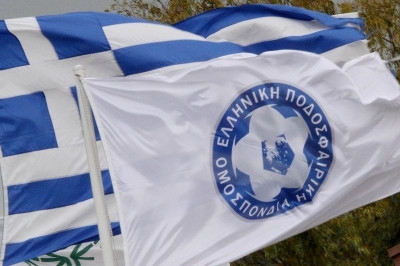 Μειώνει τα πρόστιμα η ΕΠΟ