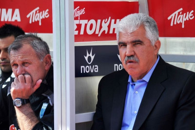 Σύνθημα… παραμονής από Παράσχο!