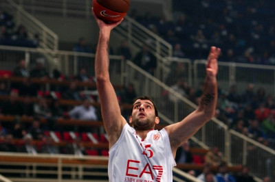 Μπουρούσης: «Άξιζε την πρόκριση ο Ολυμπιακός»