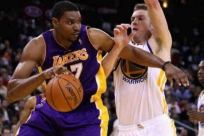 Προβληματισμός στους Λέικερς για Μπάινουμ