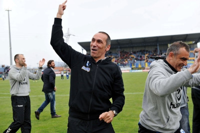 Πρόσκληση Ατρομήτου για αποθέωση των «θριαμβευτών»