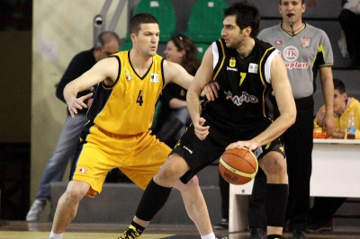 Ταπούτος: «Μας κοροϊδεύουν»