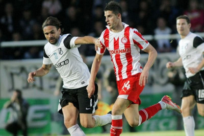 Τετ α τετ Μαρινάκη-Μιραλάς