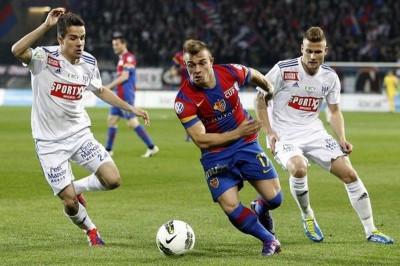 Το απίστευτο γκολ του Σακιρί!