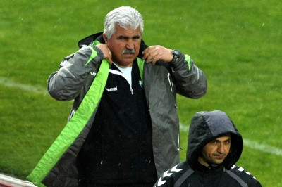 Παράσχος: «Δεν πρέπει να επαναπαυτούμε ακόμα»