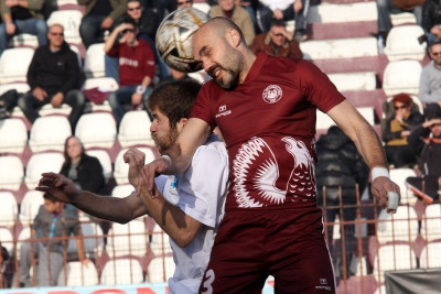 Τα βρήκαν Συρίγος- Προοδευτική