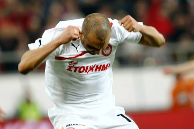 Στην εθνική Αλγερίας ο Τζεμπούρ