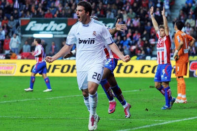 Αγχώθηκε, αλλά νίκησε, τη Χιχόν η Ρεάλ Μαδρίτης