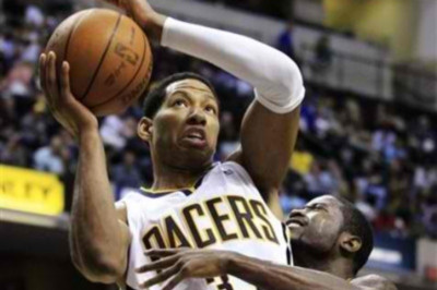 Στα play off Λέικερς και Πέισερς