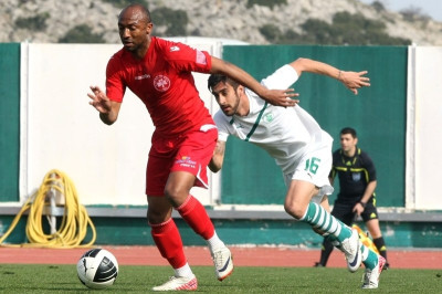 Ελεύθεροι στον Πλατανιά