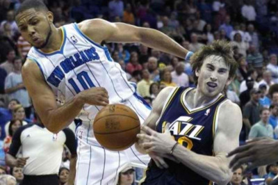 Νίκη Χόρνετς για τον… Μπένσον