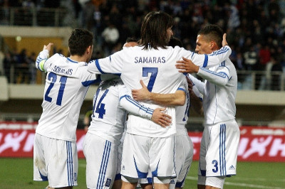 Πρώτη, αήττητη και... ωραία