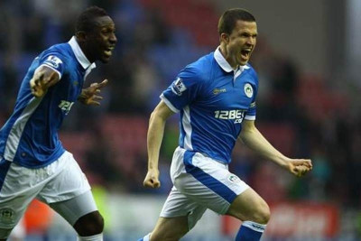 Κάλντγουελ: «Δεν έχει αξιοπρέπεια ο Φαν Πέρσι»