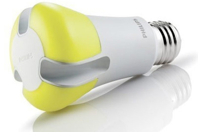 Η νέα λάμπα της Philips καίει 10 watt και φωτίζει για 60