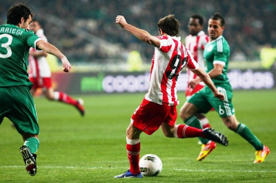 Για τρία γκολ και ρεκόρ στο Περιστέρι ο Ολυμπιακός (photos)