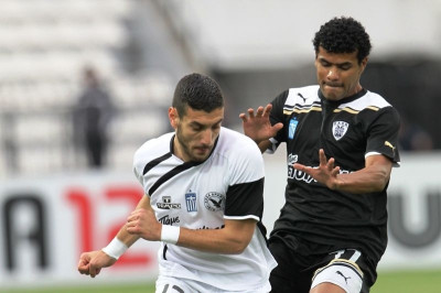 «Καθαροί» στα play offs Έτο και Σταφυλίδης