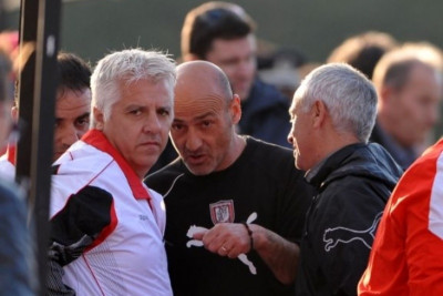 Ηχηρό μήνυμα Παπακώστα σε Μαπούκου και Ατματσίδη