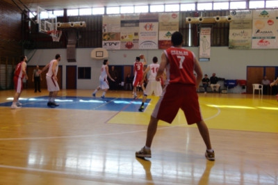 Απών και πάλι ο Τσέκενης για τη Νίκη Αμαρουσίου