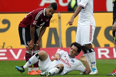 Παράπλευρες απώλειες Ντρόμπνι και Κάτσαρ για Αμβούργο