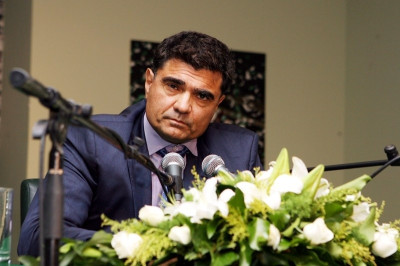 Θύρα 13 κατά Βαρδινογιάννη