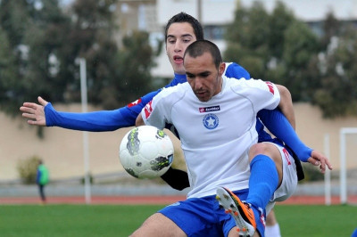 Όλοι μέσα, εκτός του Μαντά στη Μαγούλα
