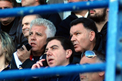 Στη Βέροια Παπακώστας, Κούγιας